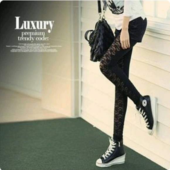 Sz med/lg stretchy lace silky leggings - Picture 6 of 8